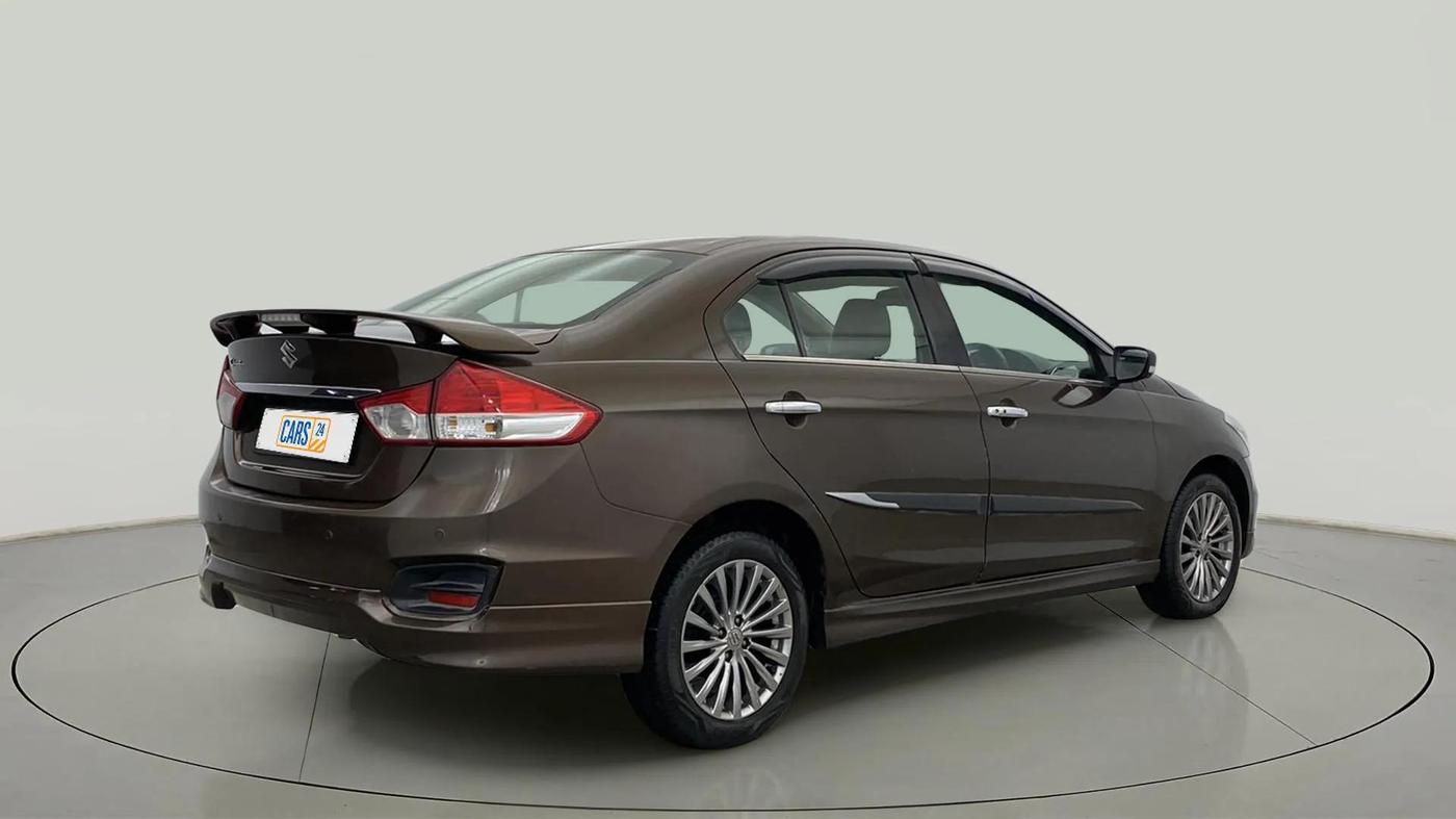 2017 Maruti Ciaz S 1.4 MT PETROL, Petrol, Manual, 76,558 km, Right Back Diagonal