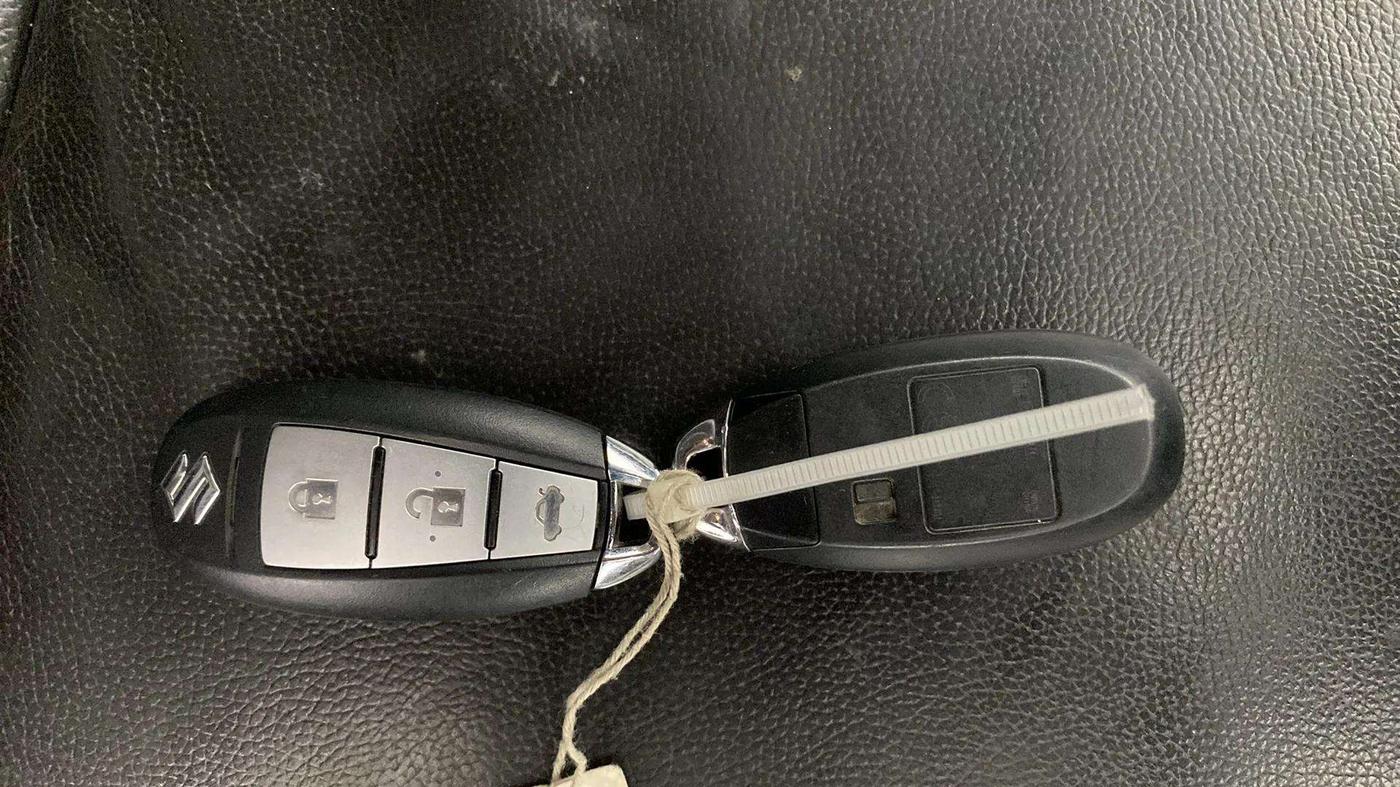2017 Maruti Ciaz S 1.4 MT PETROL, Petrol, Manual, 76,558 km, Key Close Up