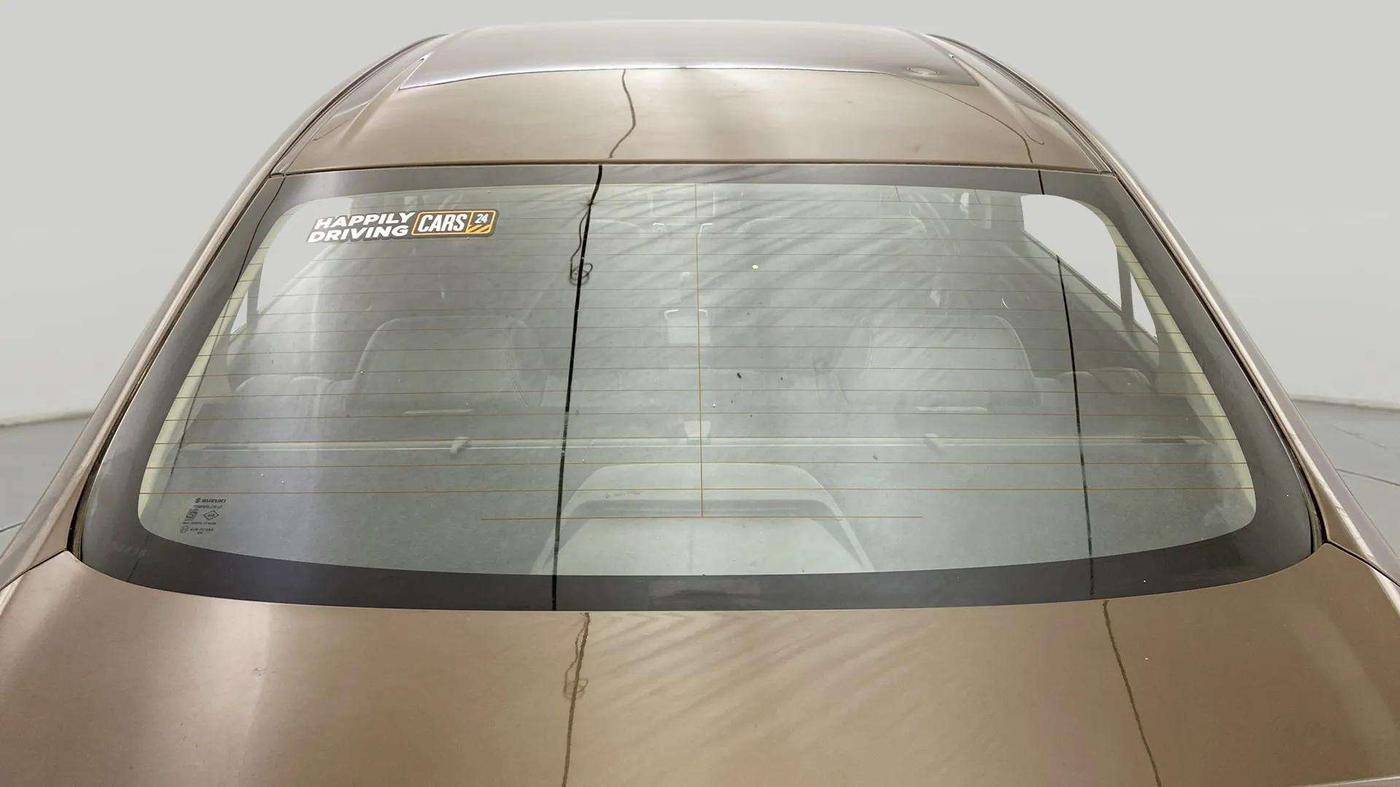 2017 Maruti Ciaz S 1.4 MT PETROL, Petrol, Manual, 76,558 km, Rear Windshield