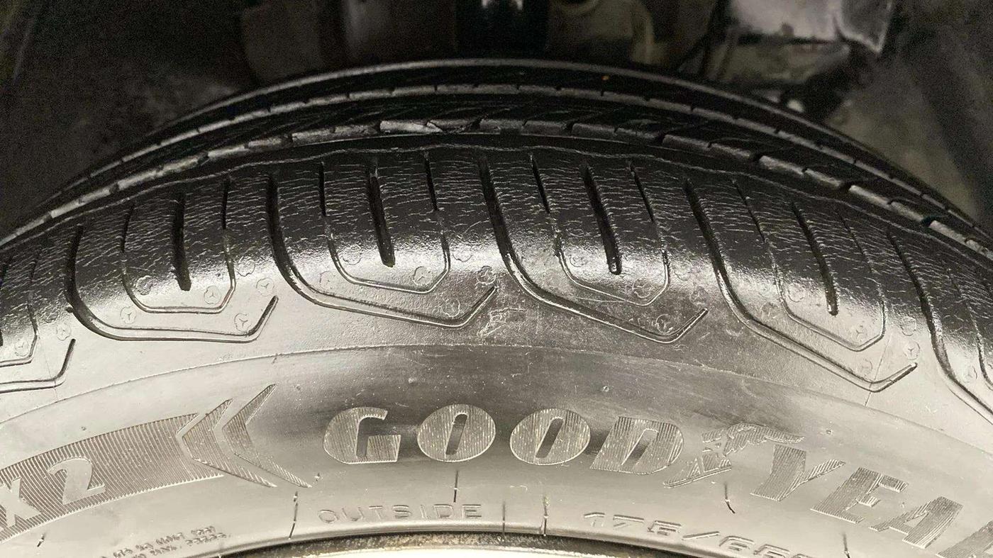 2022 Tata TIGOR XZ PLUS CNG, CNG, Manual, 18,064 km, Right Front Tyre Tread