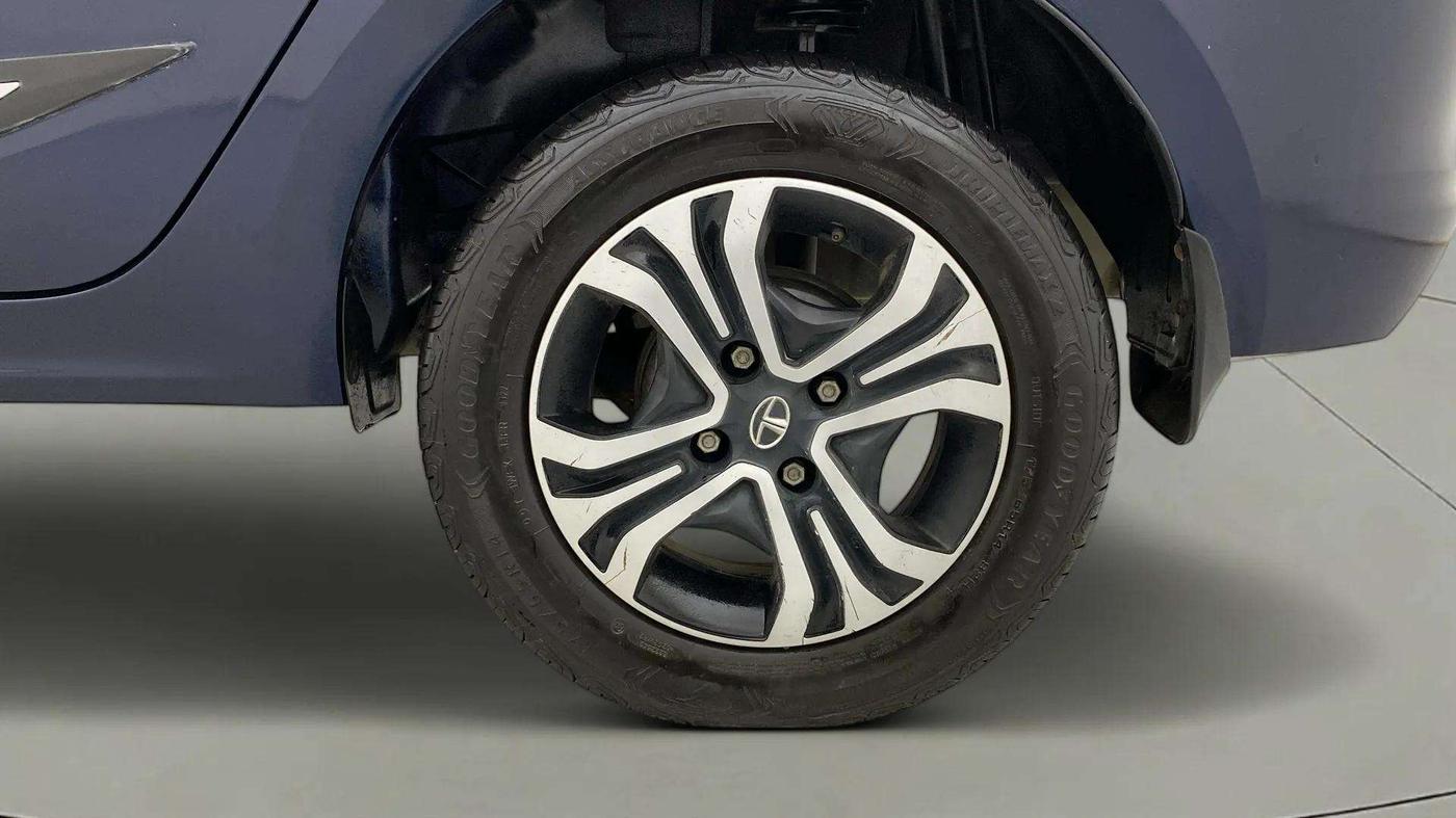 2022 Tata TIGOR XZ PLUS CNG, CNG, Manual, 18,064 km, Left Rear Wheel