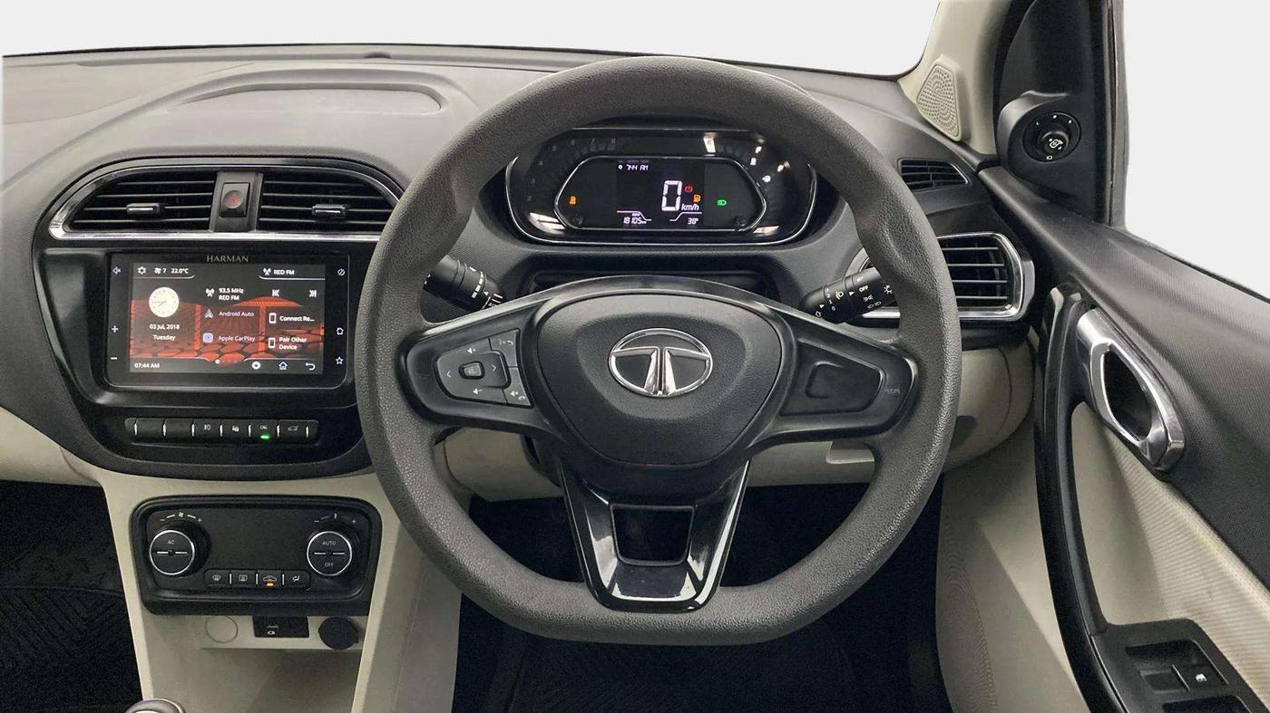 2022 Tata TIGOR XZ PLUS CNG, CNG, Manual, 18,064 km, Steering Wheel Close Up