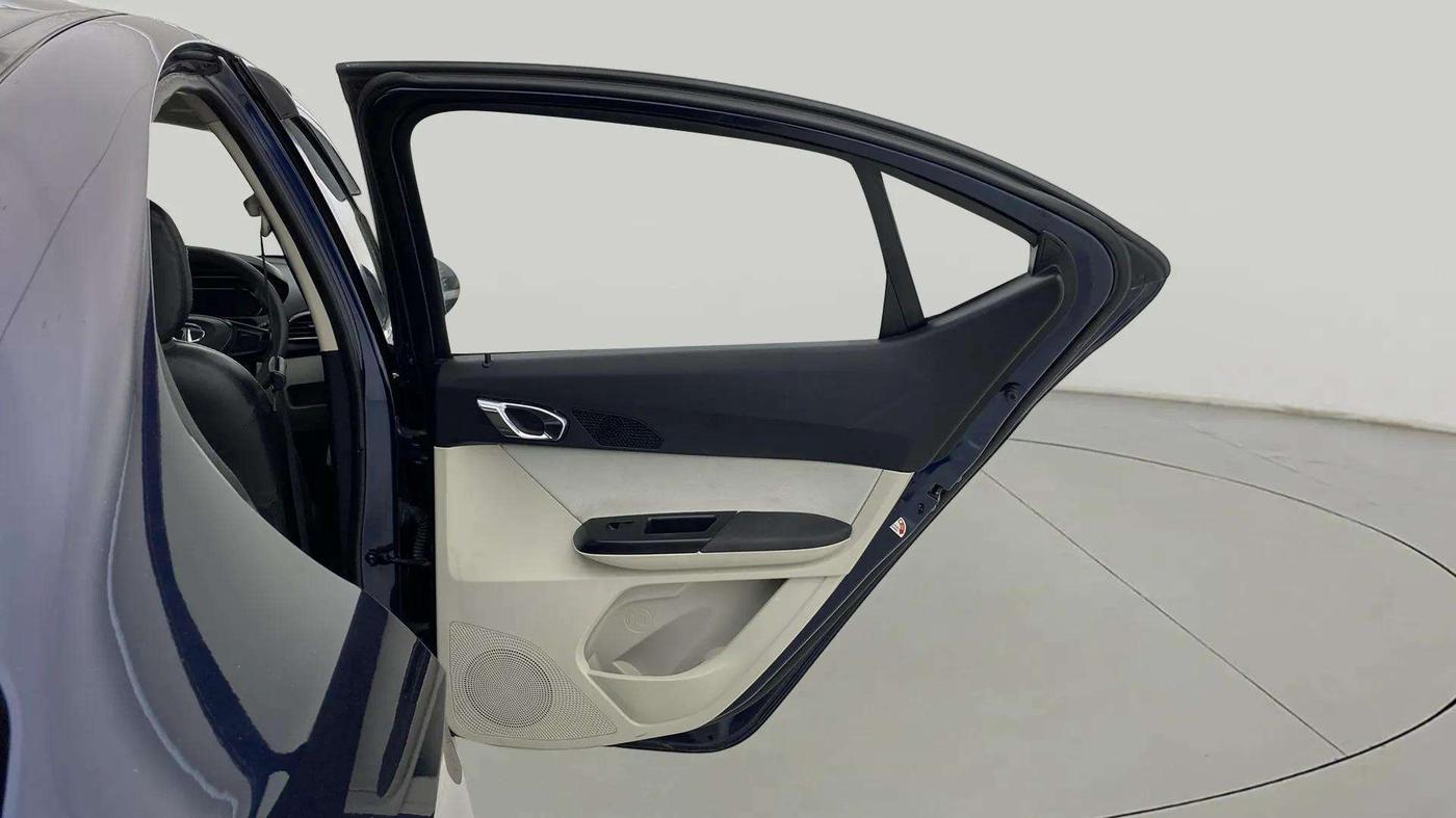 2022 Tata TIGOR XZ PLUS CNG, CNG, Manual, 18,064 km, RHS Rear Door