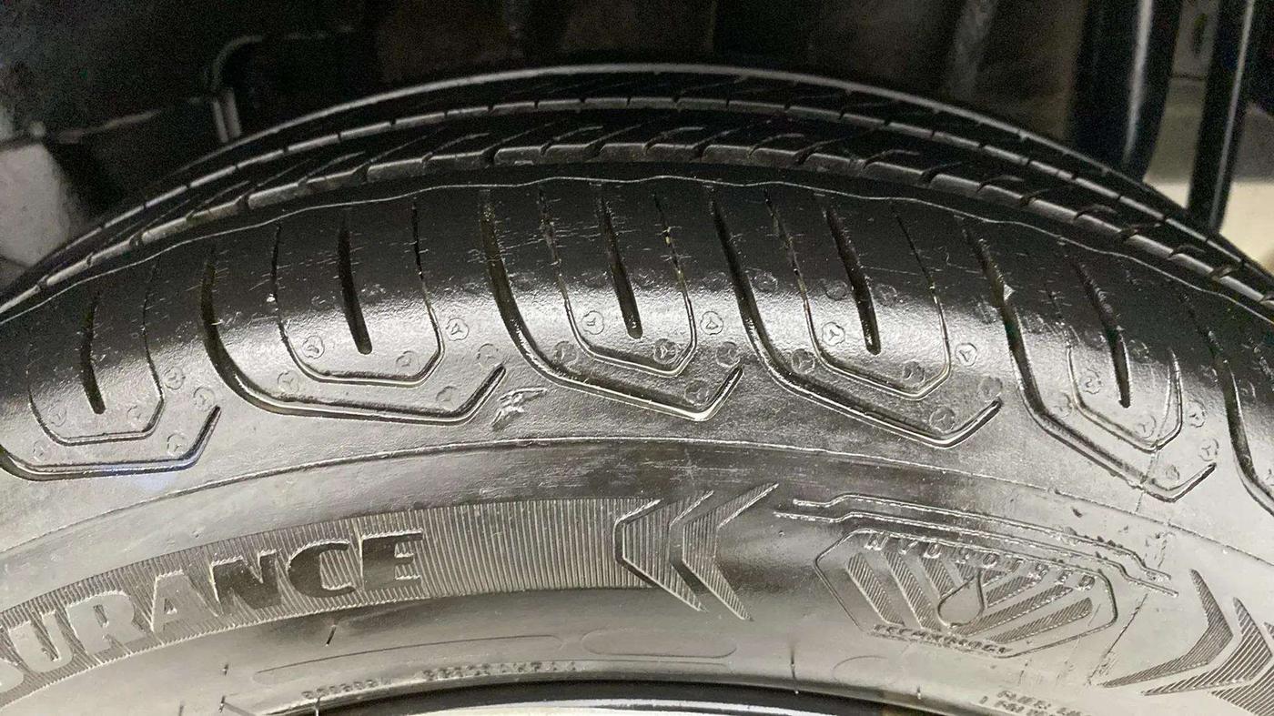 2022 Tata TIGOR XZ PLUS CNG, CNG, Manual, 18,064 km, Left Rear Tyre Tread