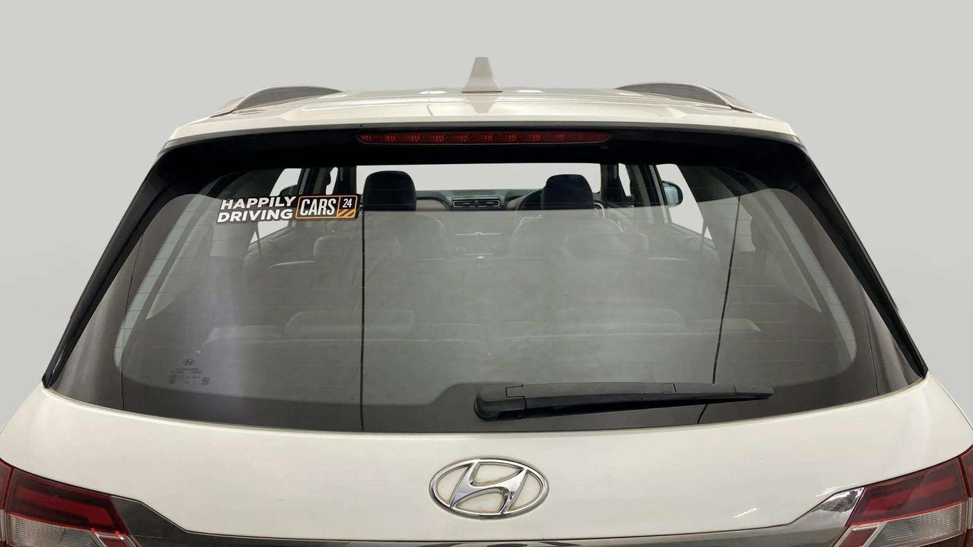 2021 Hyundai ALCAZAR PLATINUM 1.5 MT 7STR, Diesel, Manual, 63,293 km, Rear Windshield