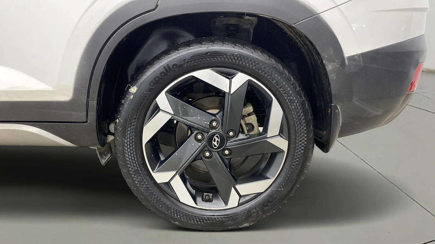 2021 Hyundai ALCAZAR PLATINUM 1.5 MT 7STR, Diesel, Manual, 63,293 km, Left Rear Wheel