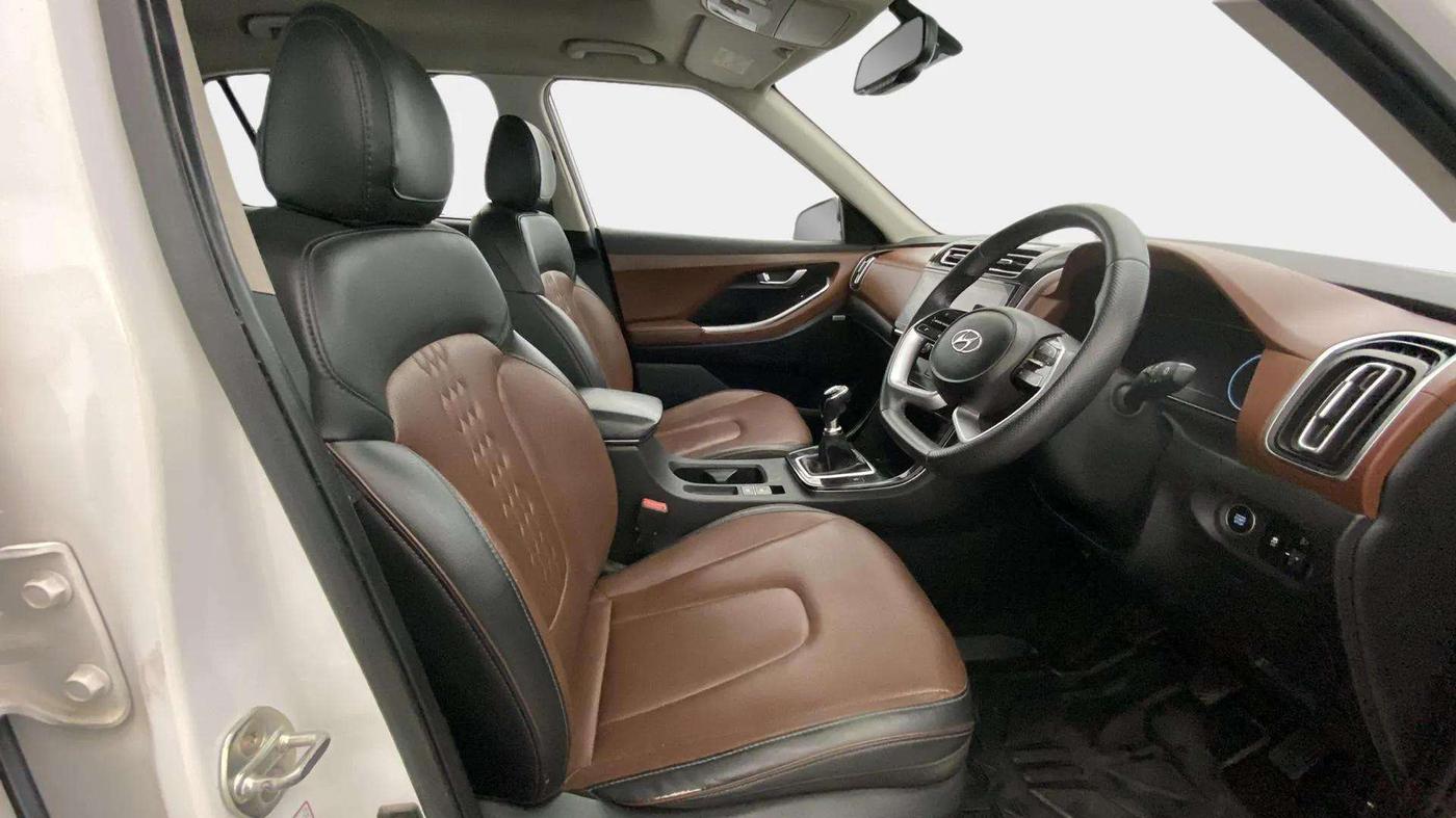 2021 Hyundai ALCAZAR PLATINUM 1.5 MT 7STR, Diesel, Manual, 63,293 km, Right Side Front Door Cabin