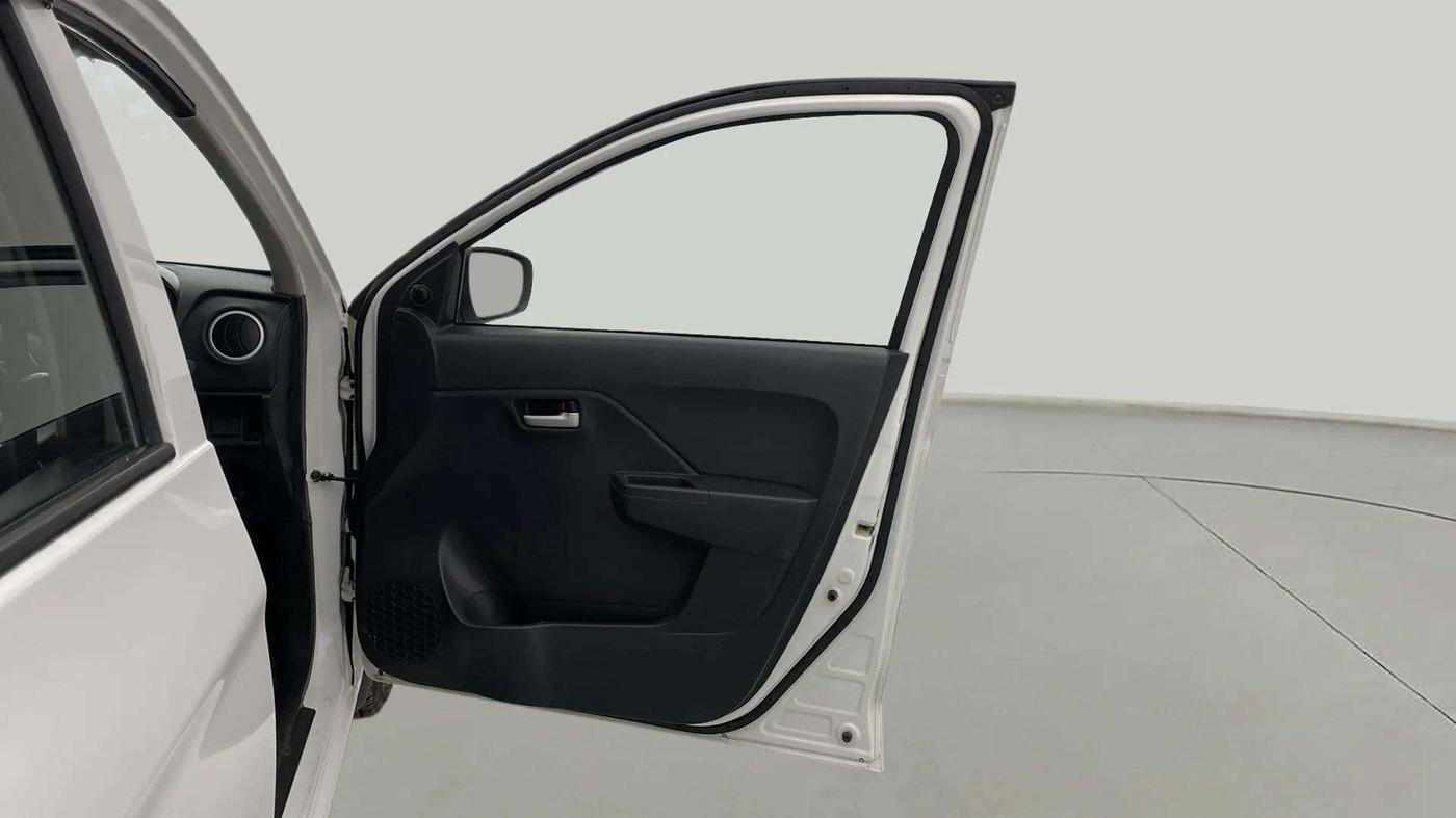 2023 Maruti Alto K10 VXI PLUS, Petrol, Manual, 14,018 km, RHS Front Door