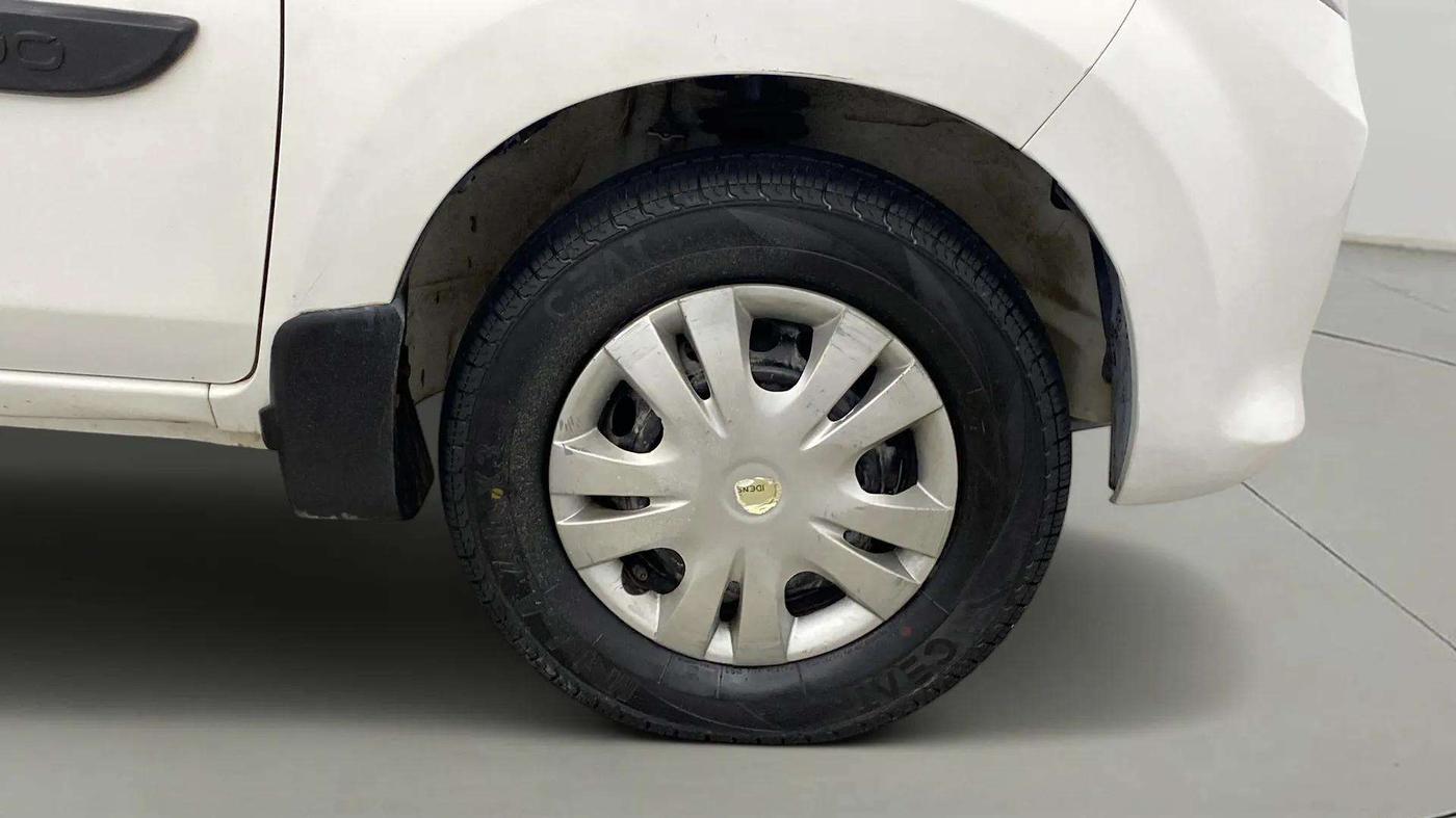 2013 Maruti Alto 800 LXI, Petrol, Manual, 45,528 km, Right Front Wheel