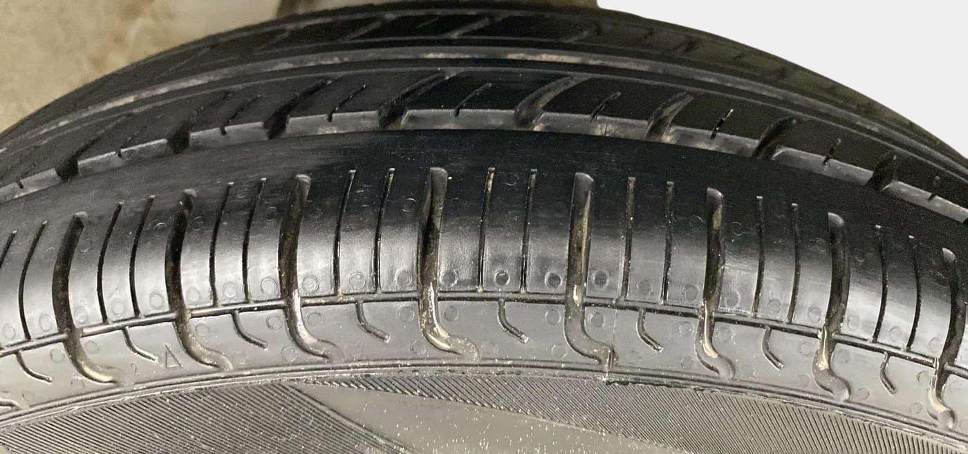 2013 Maruti Alto 800 LXI, Petrol, Manual, 45,528 km, Right Front Tyre Tread
