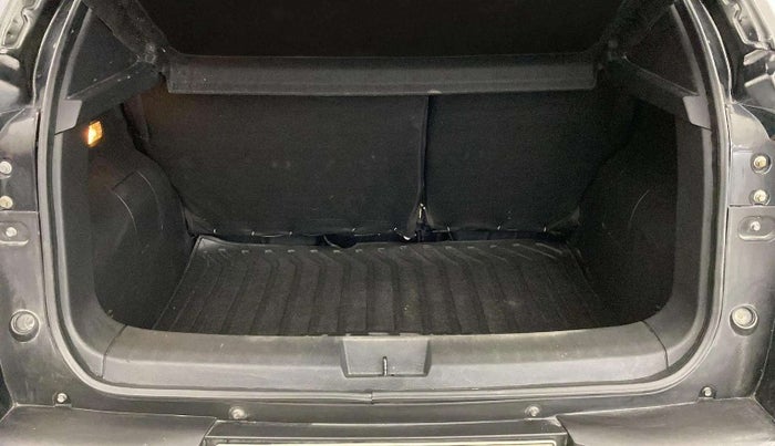 2021 Nissan MAGNITE XV MT, Petrol, Manual, 44,460 km, Boot Inside