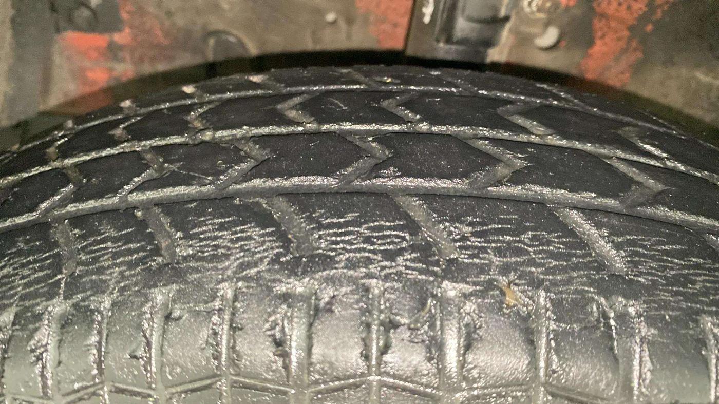 2013 Maruti Swift VDI, Diesel, Manual, 45,643 km, Left Front Tyre Tread
