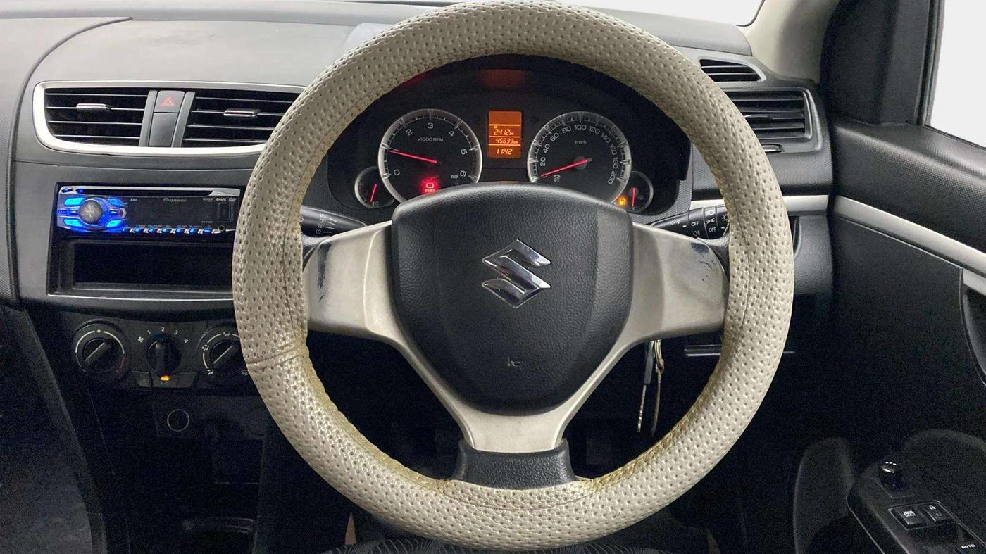 2013 Maruti Swift VDI, Diesel, Manual, 45,643 km, Steering Wheel Close Up