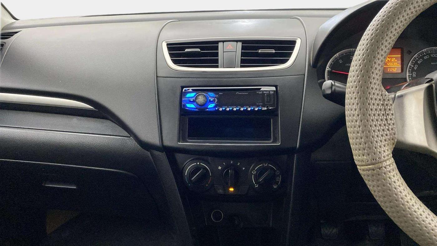 2013 Maruti Swift VDI, Diesel, Manual, 45,643 km, Air Conditioner