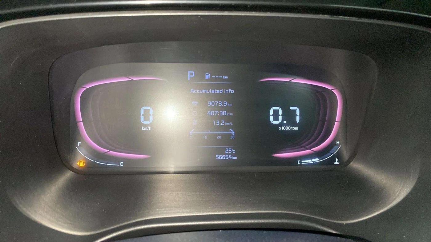 2022 KIA CARENS LUXURY PLUS 1.5 DIESEL AT 6 STR, Diesel, Automatic, 56,767 km, Odometer Image