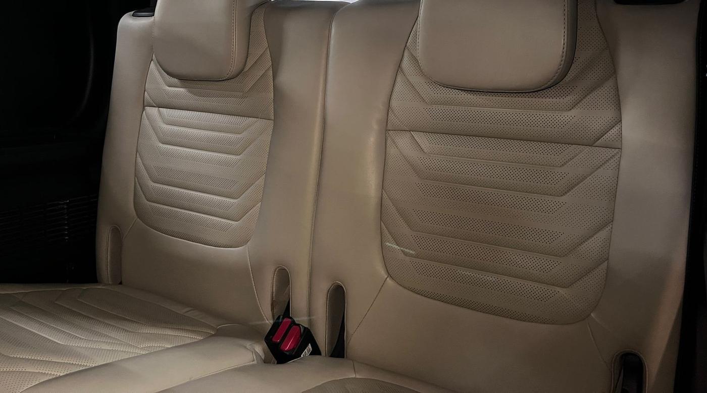 2022 KIA CARENS LUXURY PLUS 1.5 DIESEL AT 6 STR, Diesel, Automatic, 56,767 km, Third Seat Row ( optional )