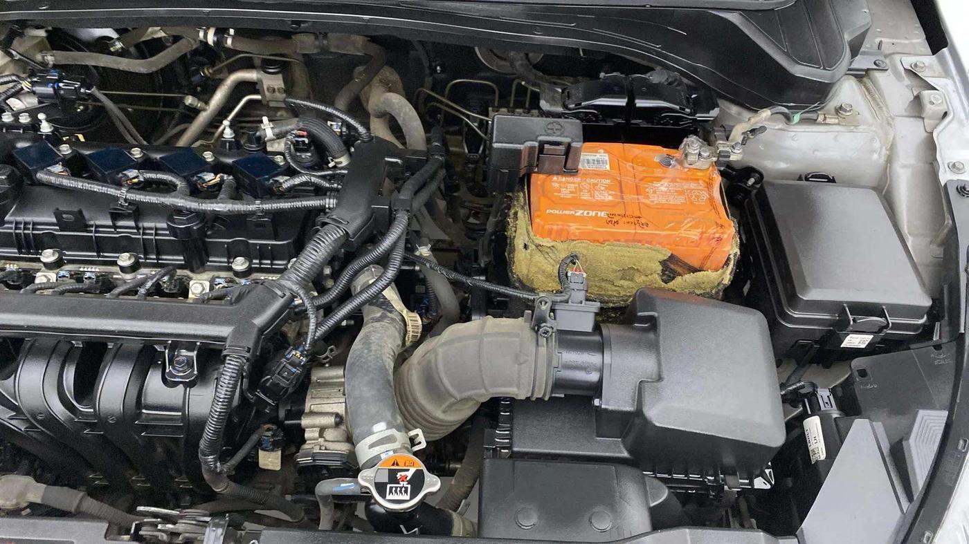 2020 Hyundai NEW I20 SPORTZ 1.2 MT, Petrol, Manual, 66,391 km, Engine View - Left