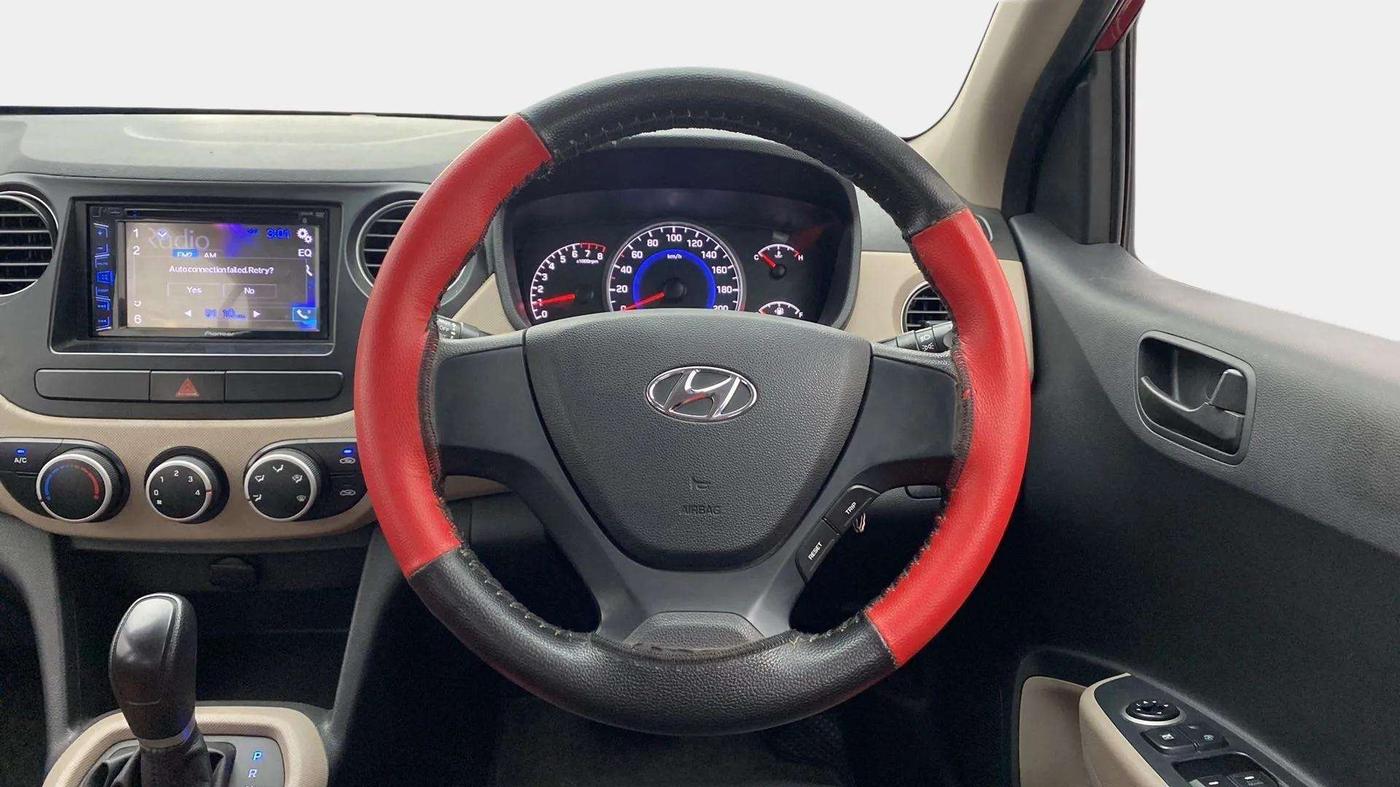 2017 Hyundai Grand i10 MAGNA AT 1.2 KAPPA VTVT, Petrol, Automatic, 67,372 km, Steering Wheel Close Up