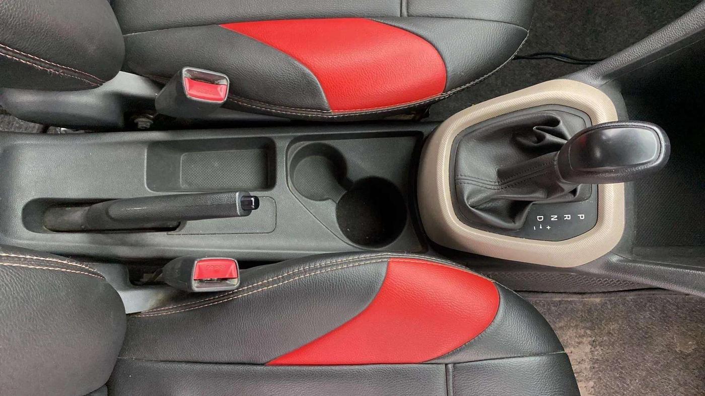 2017 Hyundai Grand i10 MAGNA AT 1.2 KAPPA VTVT, Petrol, Automatic, 67,372 km, Gear Lever