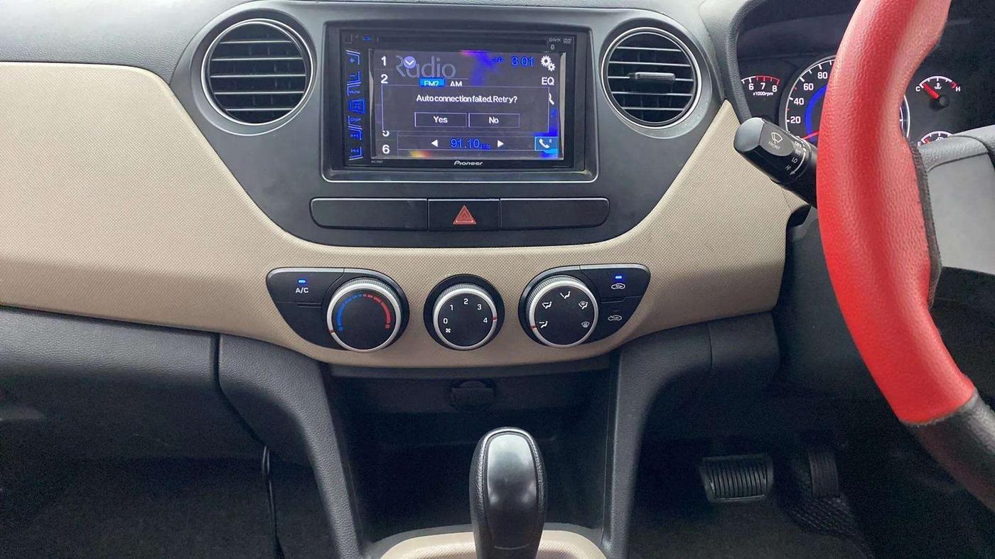 2017 Hyundai Grand i10 MAGNA AT 1.2 KAPPA VTVT, Petrol, Automatic, 67,372 km, Air Conditioner
