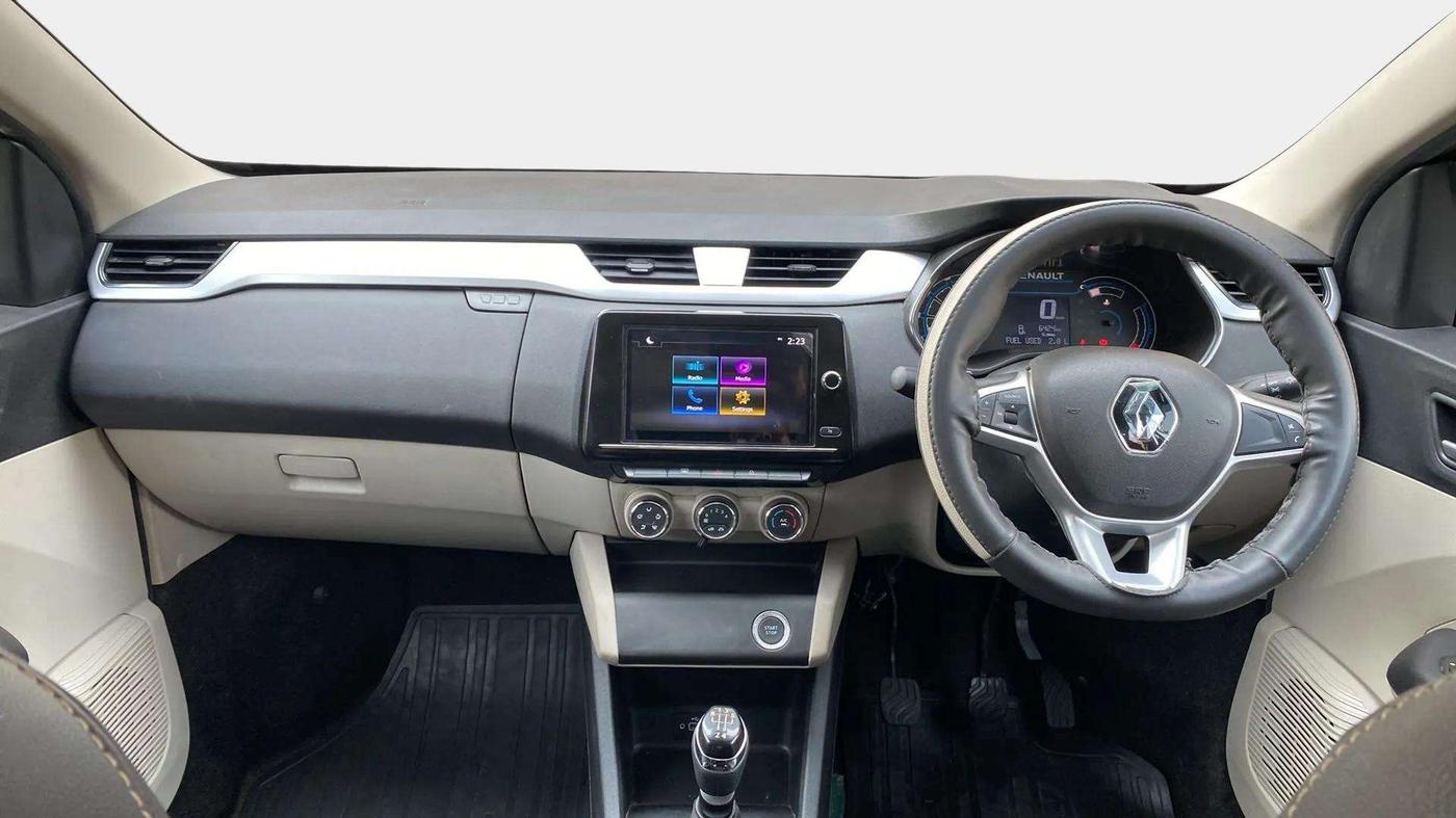 2022 Renault TRIBER RXZ DUAL TONE, Petrol, Manual, 6,403 km, Dashboard