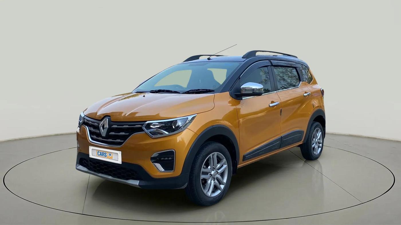 2022 Renault TRIBER RXZ DUAL TONE, Petrol, Manual, 6,403 km, Left Front Diagonal