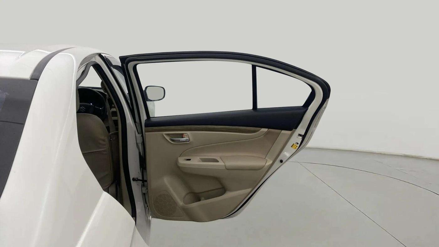 2021 Maruti Ciaz SIGMA 1.5 SHVS MT  PETROL, Petrol, Manual, 27,791 km, RHS Rear Door