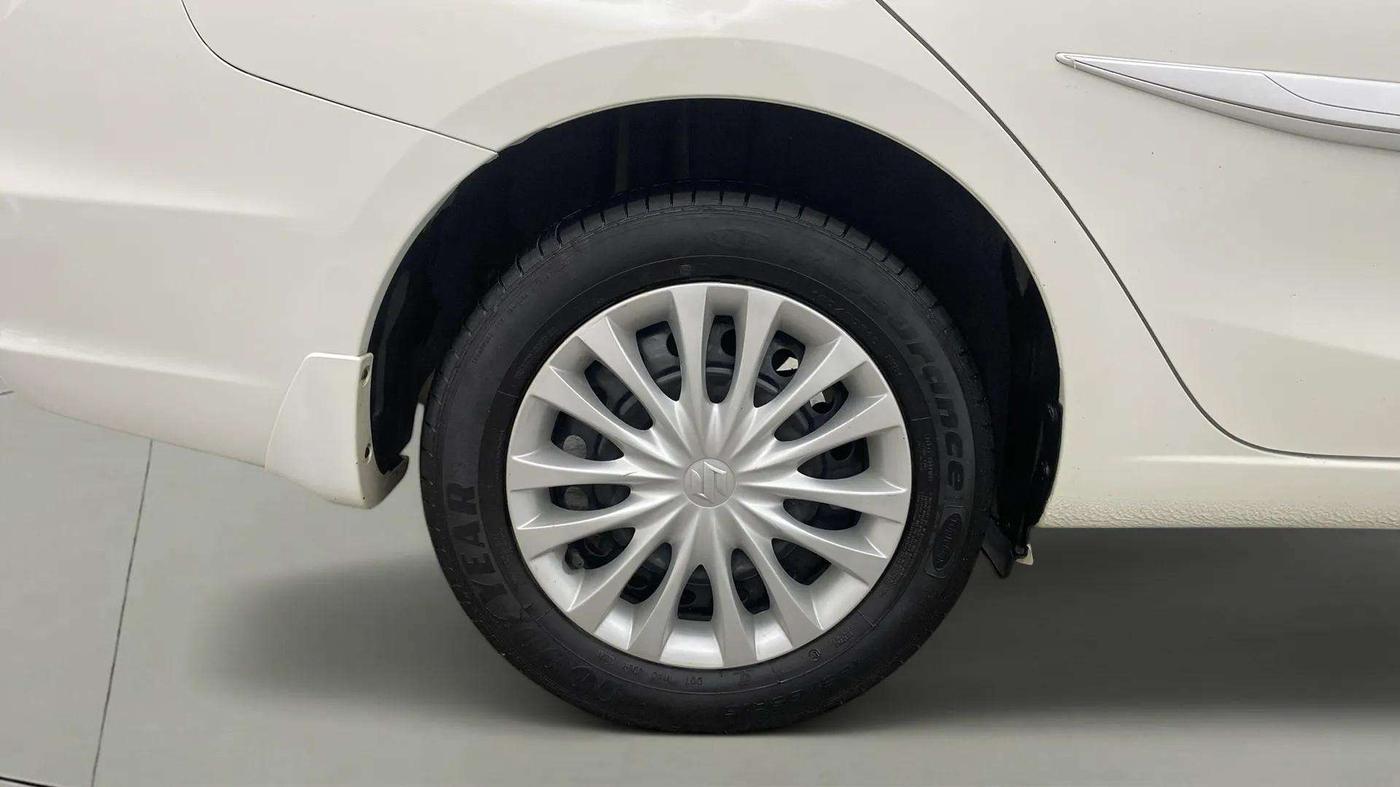 2021 Maruti Ciaz SIGMA 1.5 SHVS MT  PETROL, Petrol, Manual, 27,791 km, Right Rear Wheel