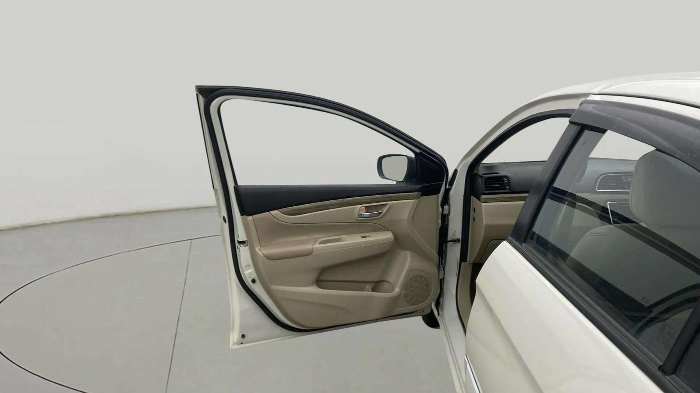 2021 Maruti Ciaz SIGMA 1.5 SHVS MT  PETROL, Petrol, Manual, 27,791 km, LHS Front Door