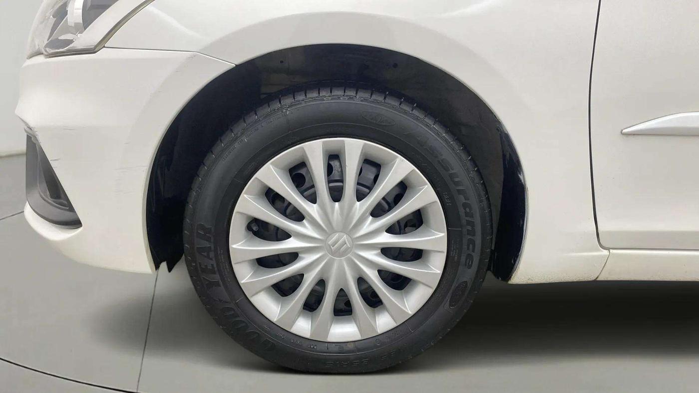 2021 Maruti Ciaz SIGMA 1.5 SHVS MT  PETROL, Petrol, Manual, 27,791 km, Left Front Wheel