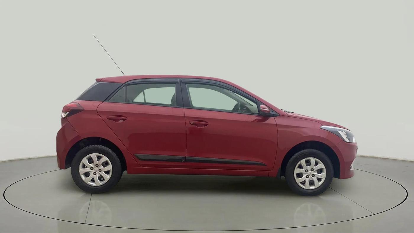 2017 Hyundai Elite i20 SPORTZ 1.2, Petrol, Manual, 64,056 km, Right Side View