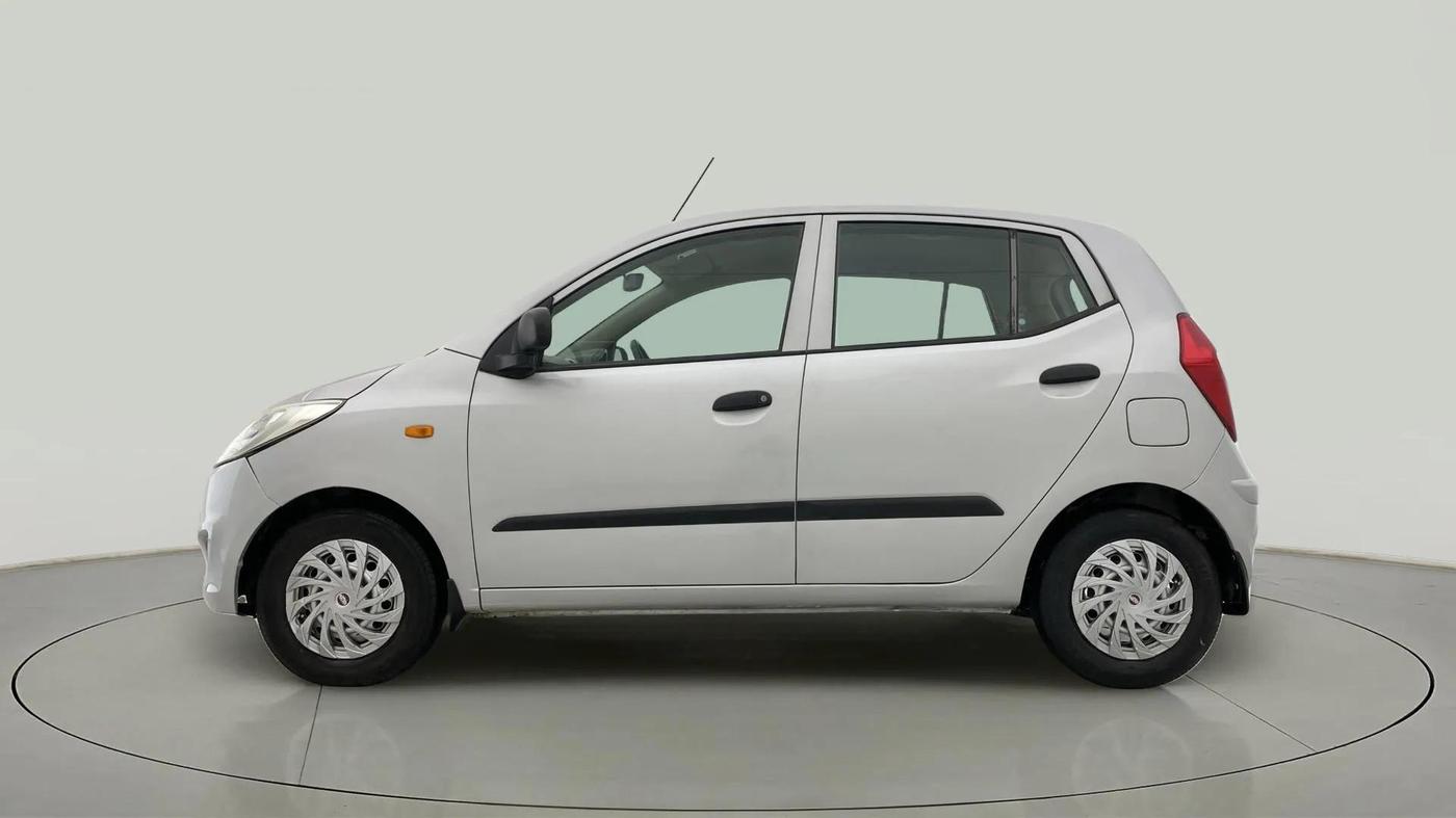 2015 Hyundai i10 MAGNA 1.1, Petrol, Manual, 67,040 km, Left Side
