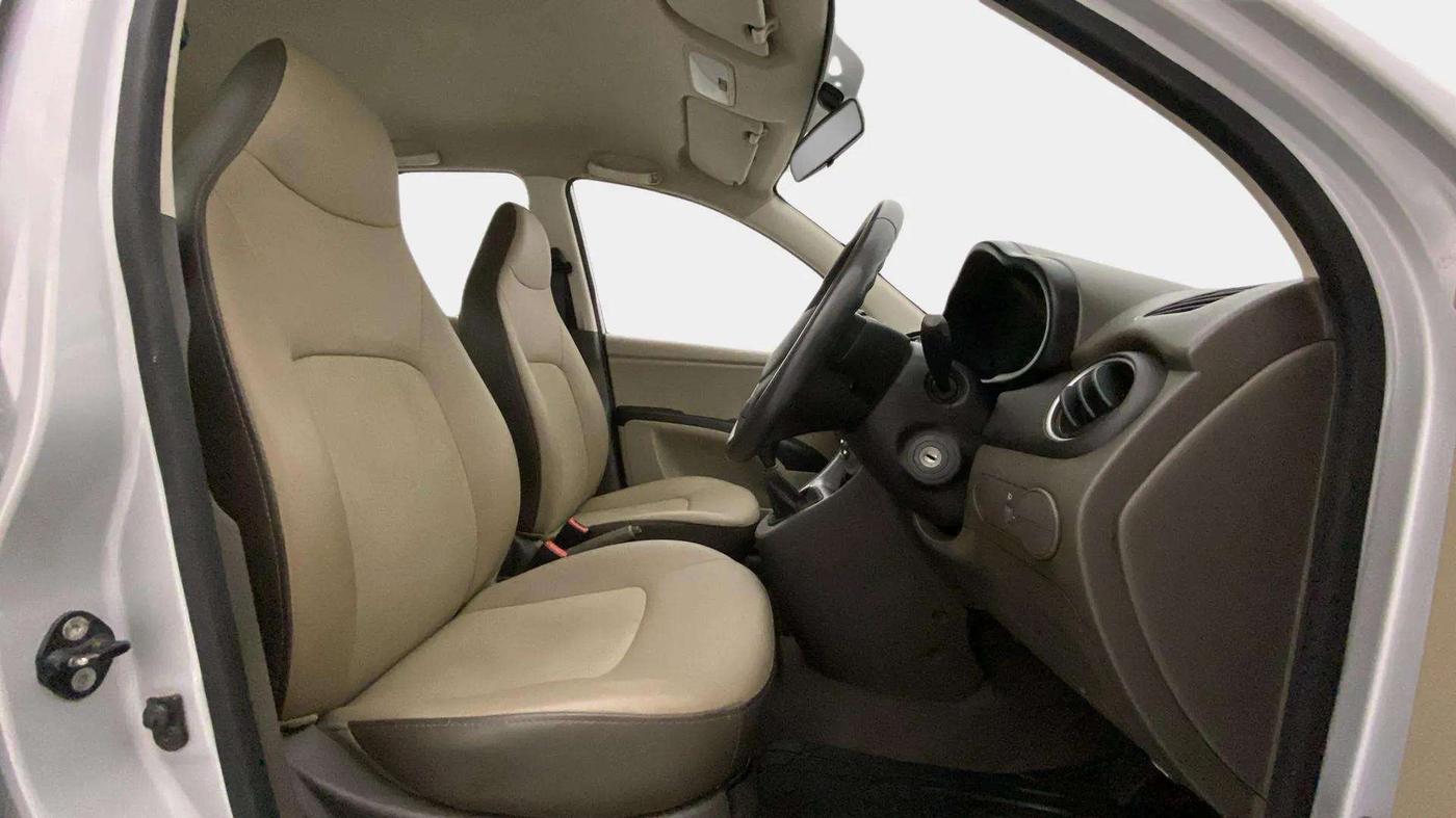 2015 Hyundai i10 MAGNA 1.1, Petrol, Manual, 67,040 km, Right Side Front Door Cabin