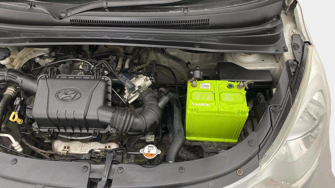 2015 Hyundai i10 MAGNA 1.1, Petrol, Manual, 67,040 km, Engine View - Left