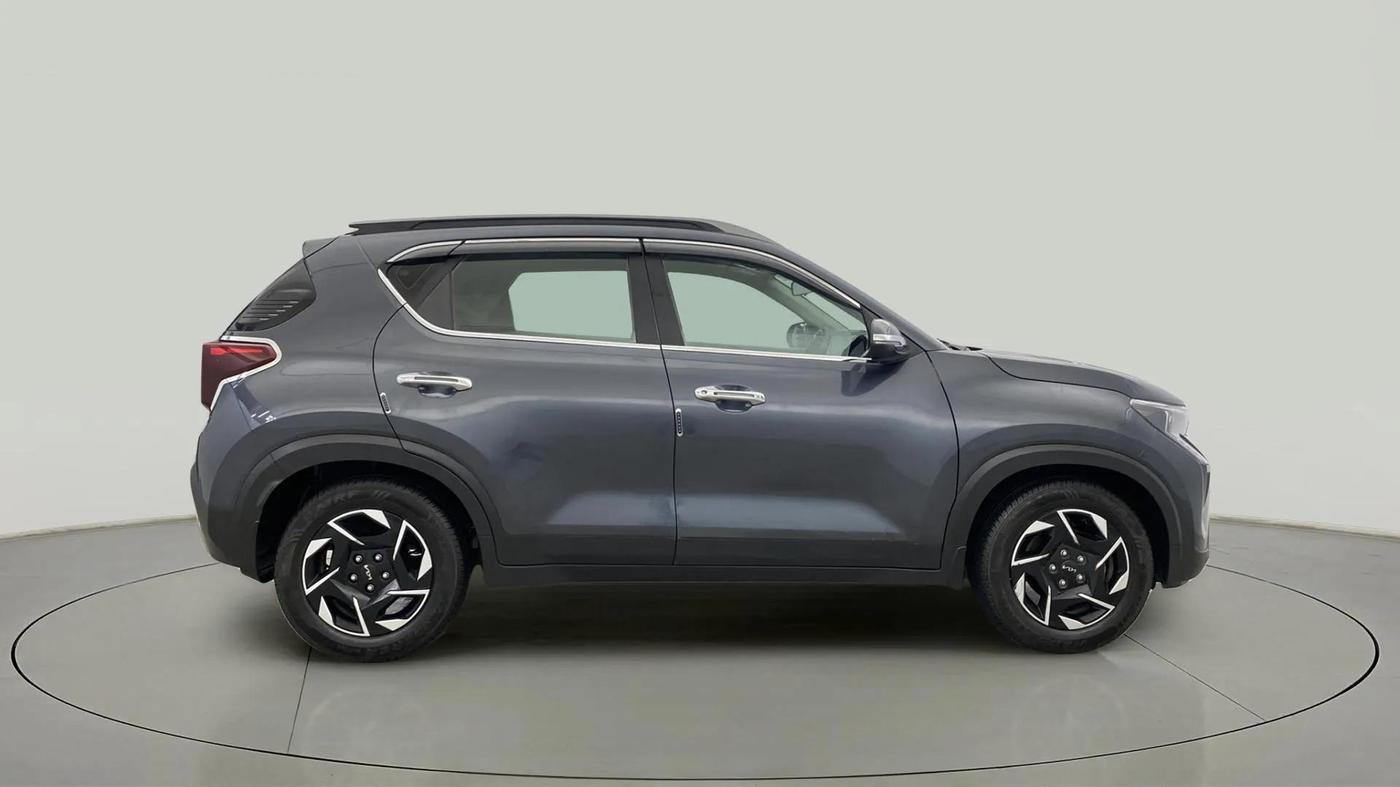 2024 KIA SONET HTK PLUS 1.2 PETROL MT, Petrol, Manual, 8,211 km, Right Side View