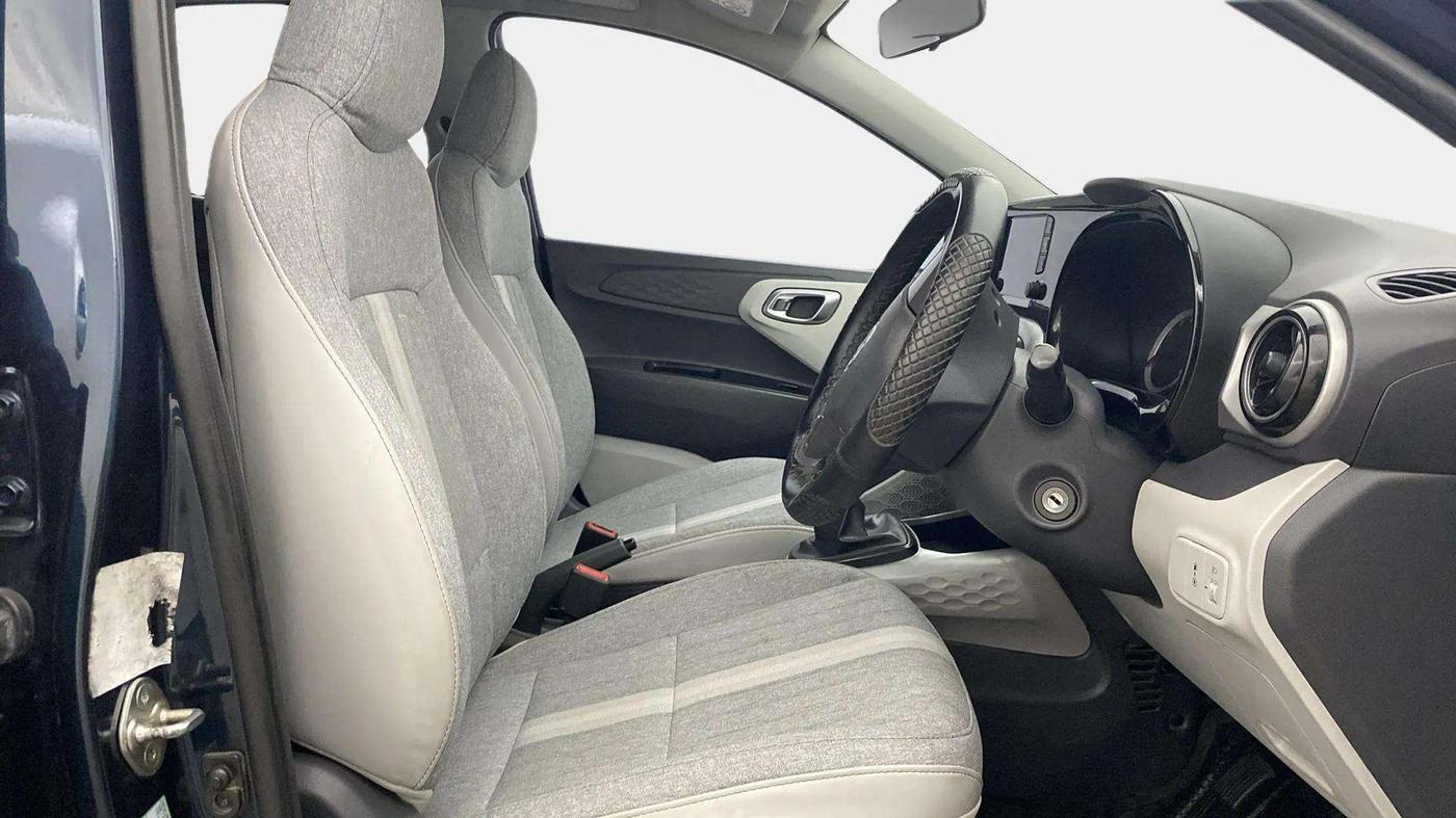 2022 Hyundai GRAND I10 NIOS SPORTZ 1.2 KAPPA VTVT CNG, CNG, Manual, 59,772 km, Right Side Front Door Cabin