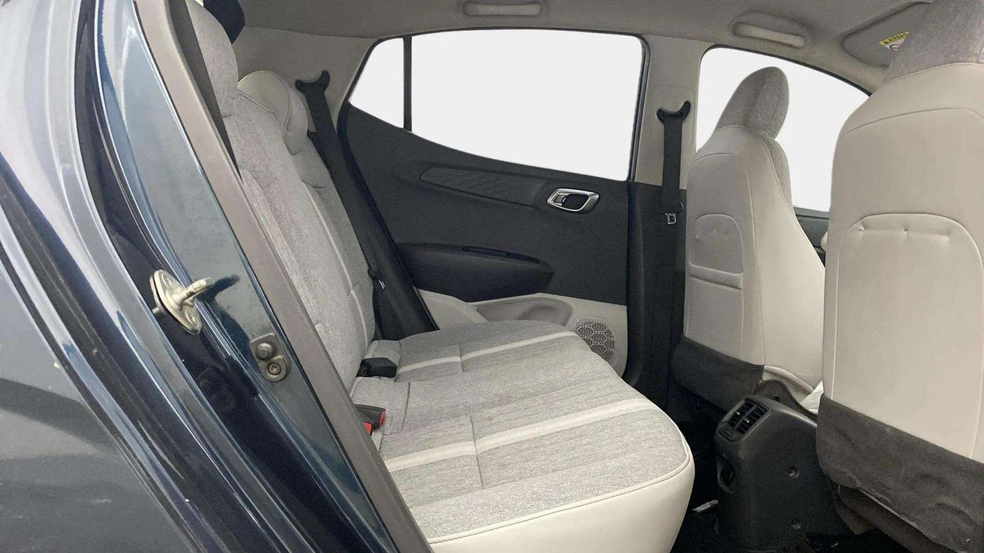 2022 Hyundai GRAND I10 NIOS SPORTZ 1.2 KAPPA VTVT CNG, CNG, Manual, 59,772 km, Right Side Rear Door Cabin