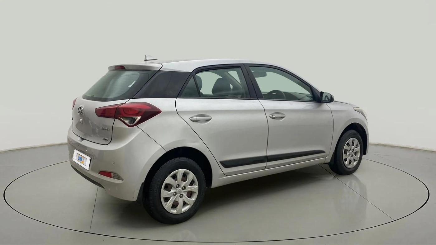 2016 Hyundai Elite i20 SPORTZ 1.2, Petrol, Manual, 90,225 km, Right Back Diagonal