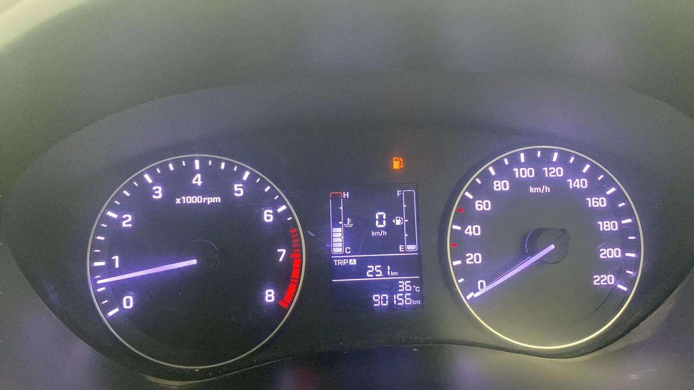 2016 Hyundai Elite i20 SPORTZ 1.2, Petrol, Manual, 90,225 km, Odometer Image