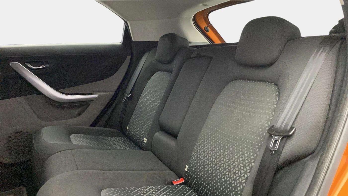2018 Tata NEXON XZA PLUS PETROL DUAL TONE, Petrol, Automatic, 32,600 km, Right Side Rear Door Cabin