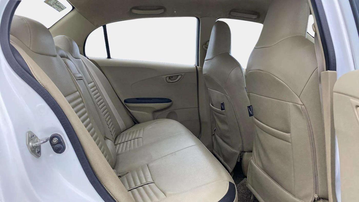 2016 Honda Amaze 1.2L I-VTEC S, Petrol, Manual, 63,005 km, Right Side Rear Door Cabin