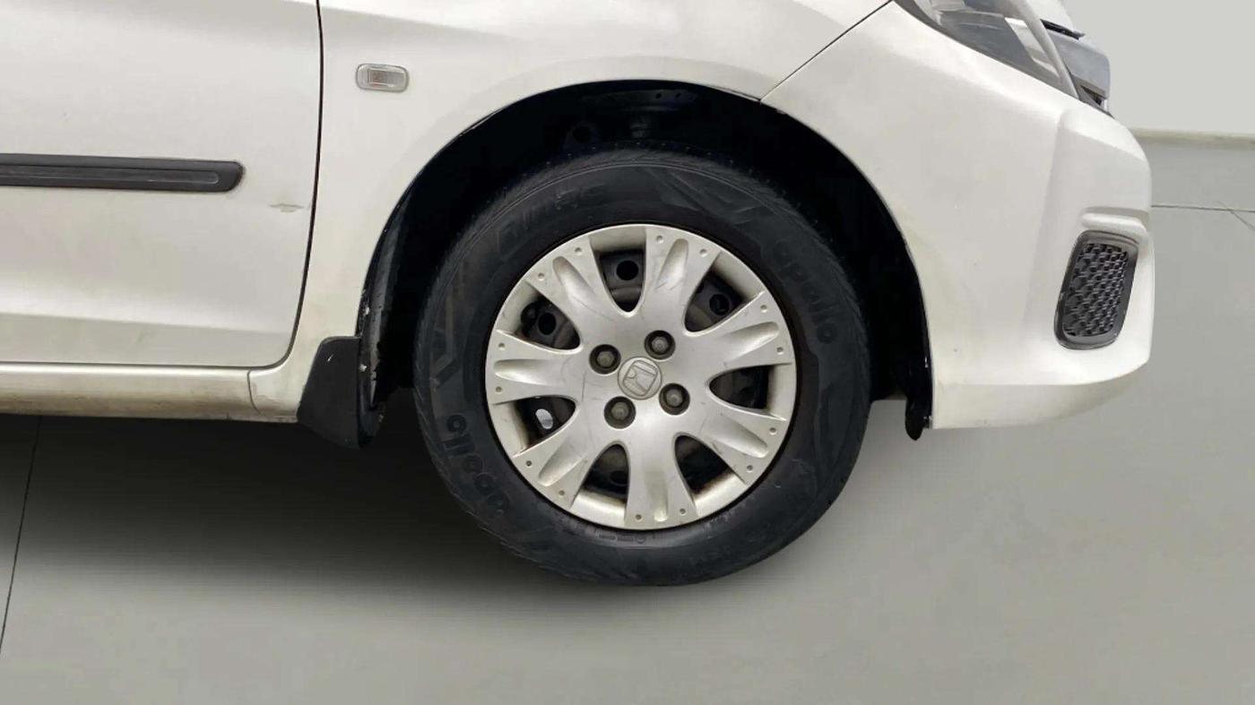 2016 Honda Amaze 1.2L I-VTEC S, Petrol, Manual, 63,005 km, Right Front Wheel