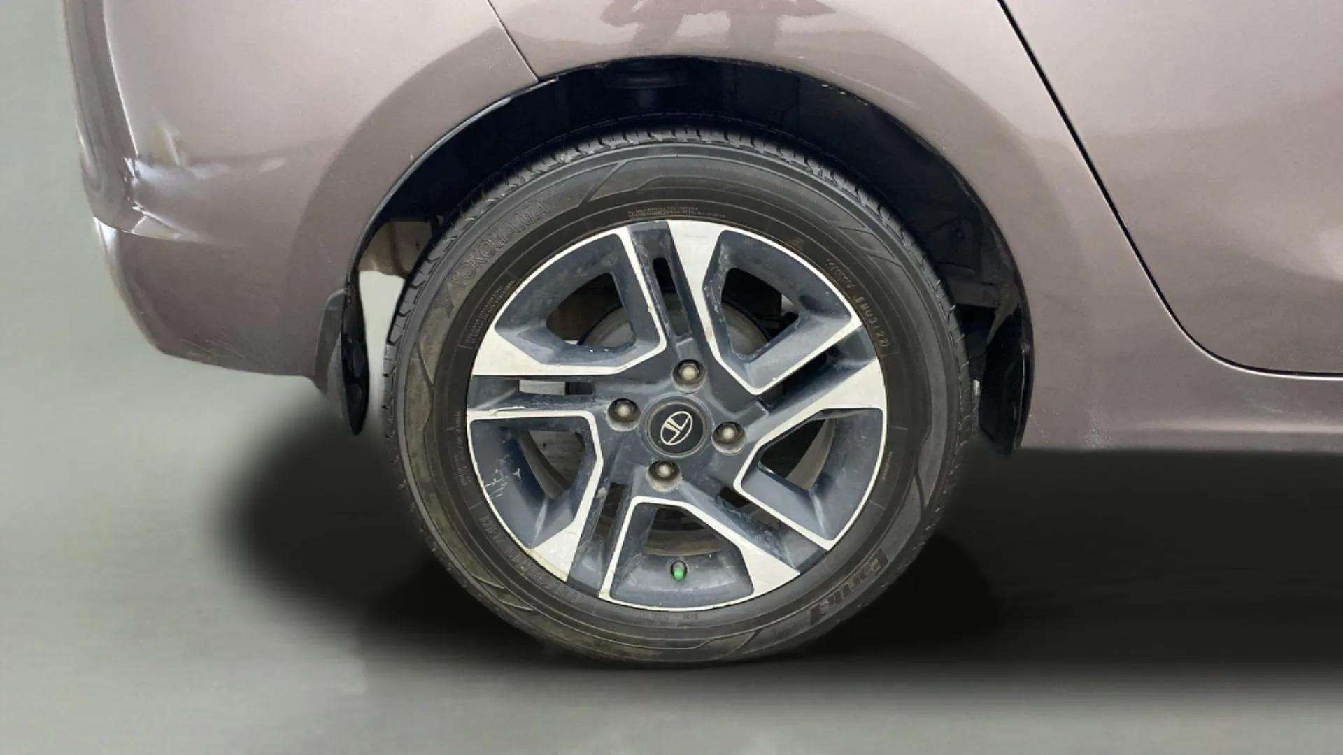 RHS-Rear-Wheel-15