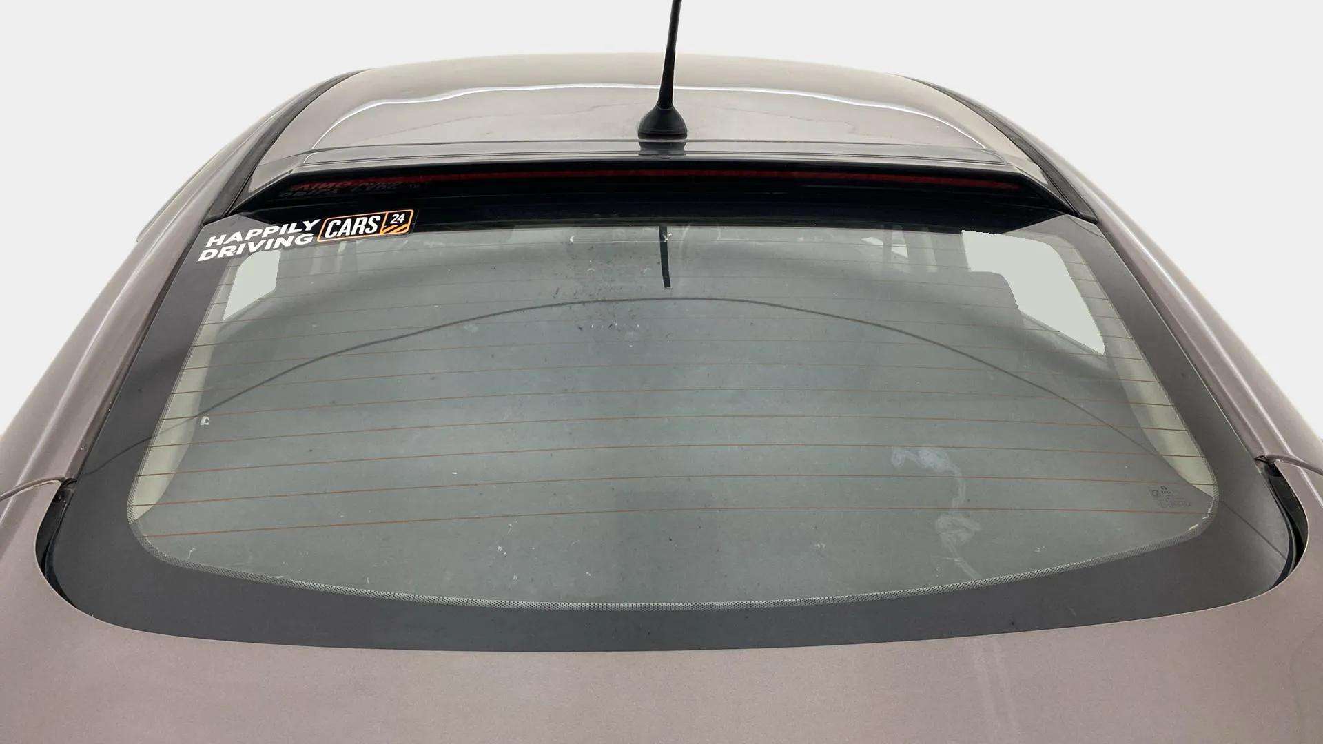 Rear-Windshield---Roof-25