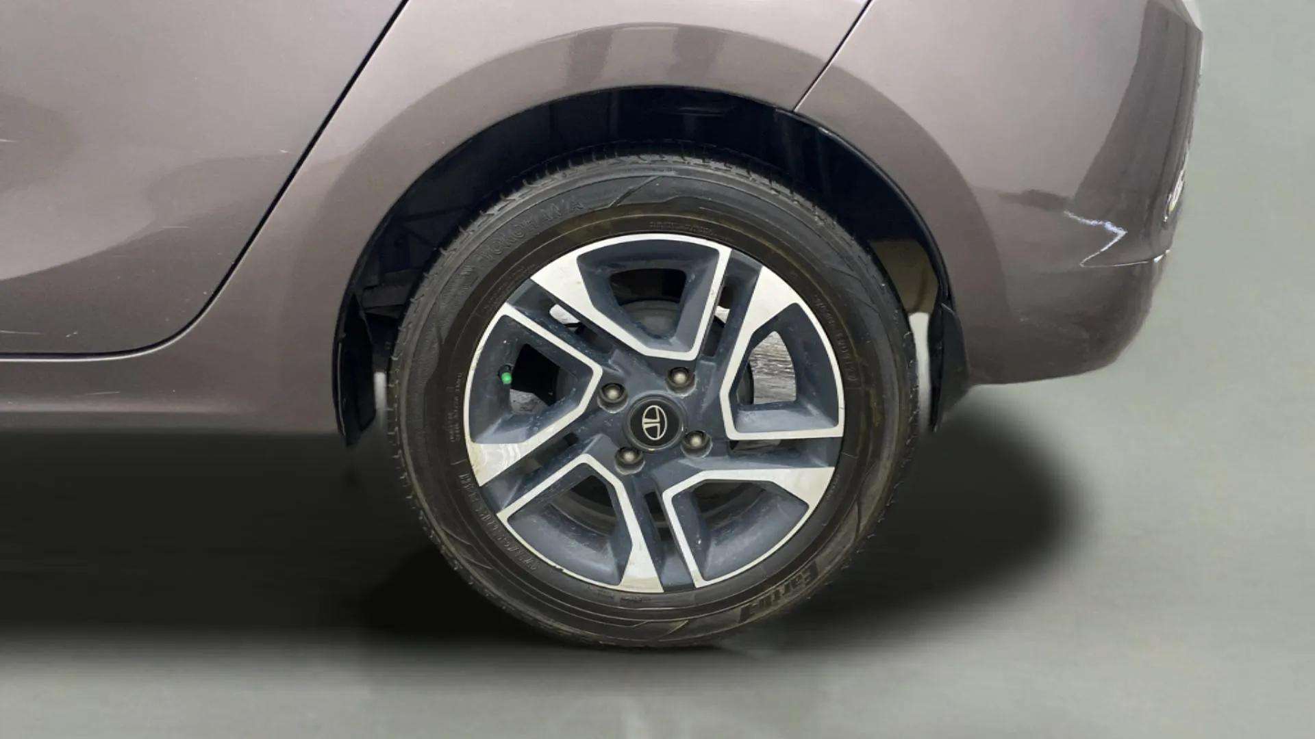 LHS-Rear-Wheel-17
