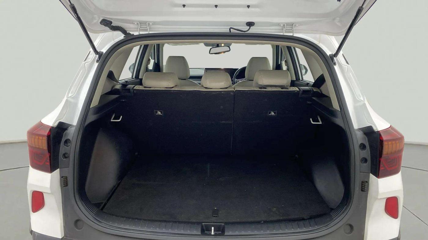 2019 KIA SELTOS HTX 1.5 DIESEL, Diesel, Manual, 32,076 km, Boot Inside