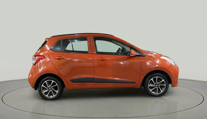 2017 Hyundai Grand i10 SPORTZ (O) AT 1.2 KAPPA VTVT, Petrol, Automatic, 42,575 km, Right Side View