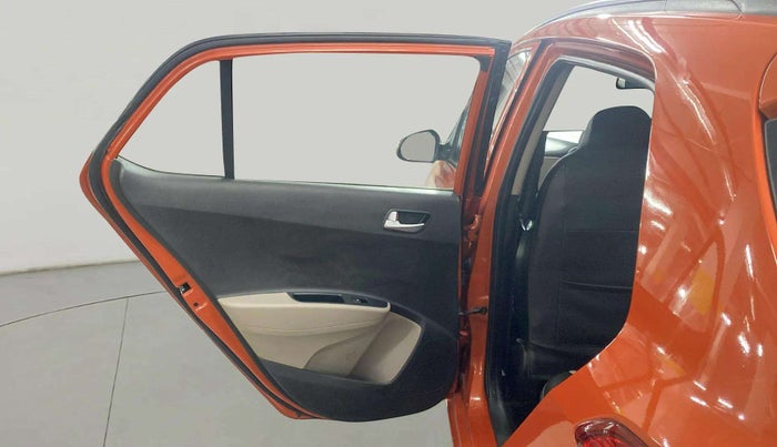 2017 Hyundai Grand i10 SPORTZ (O) AT 1.2 KAPPA VTVT, Petrol, Automatic, 42,575 km, LHS Rear Door