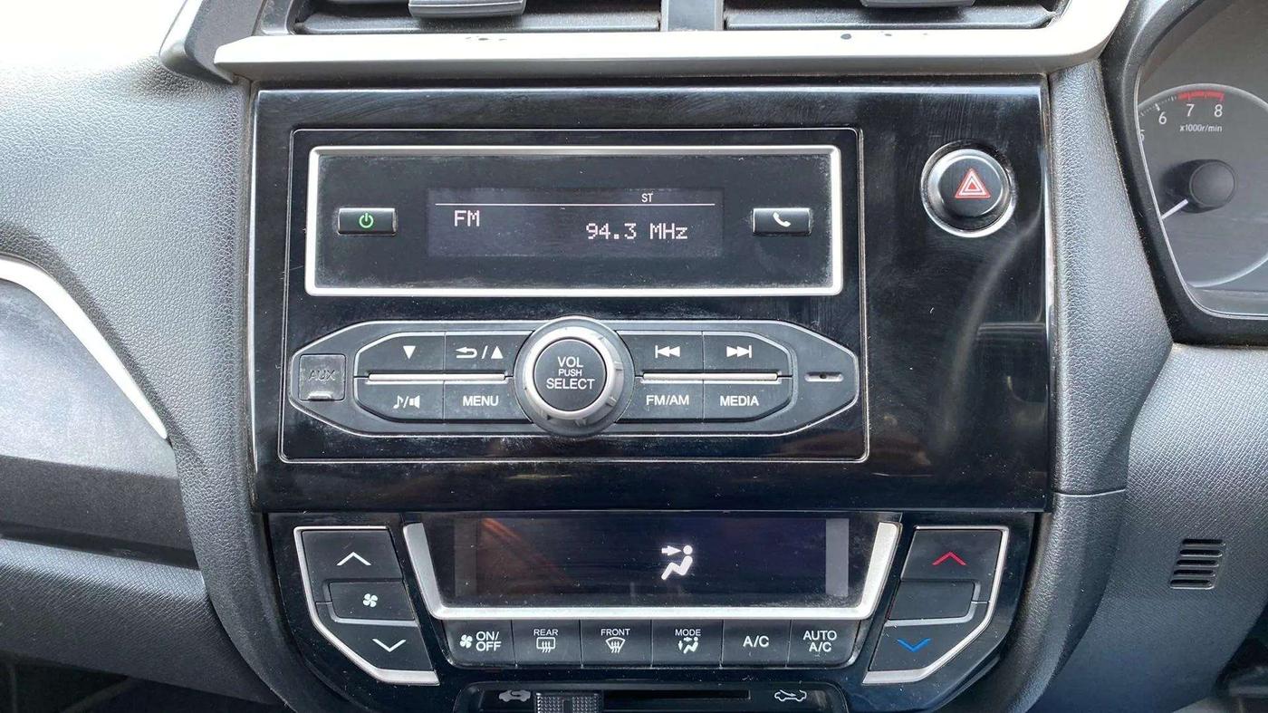 2018 Honda BR-V 1.5L I-VTEC S, Petrol, Manual, 83,046 km, Air Conditioner