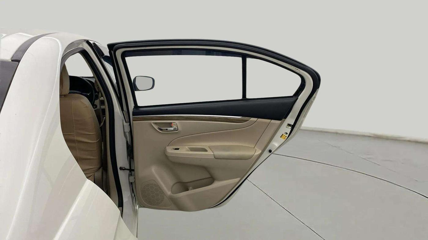 2022 Maruti Ciaz ZETA 1.5 SHVS MT PETROL, Petrol, Manual, 14,362 km, RHS Rear Door